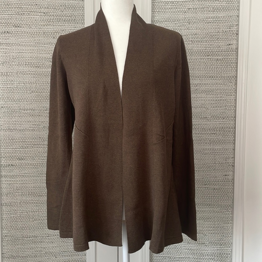 Like new khaki color Loft sweater.